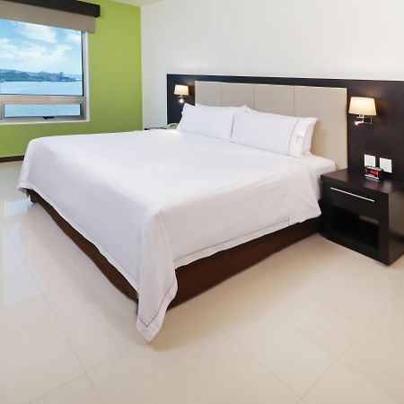 Holiday Inn Express - Tuxpan By Ihg Экстерьер фото